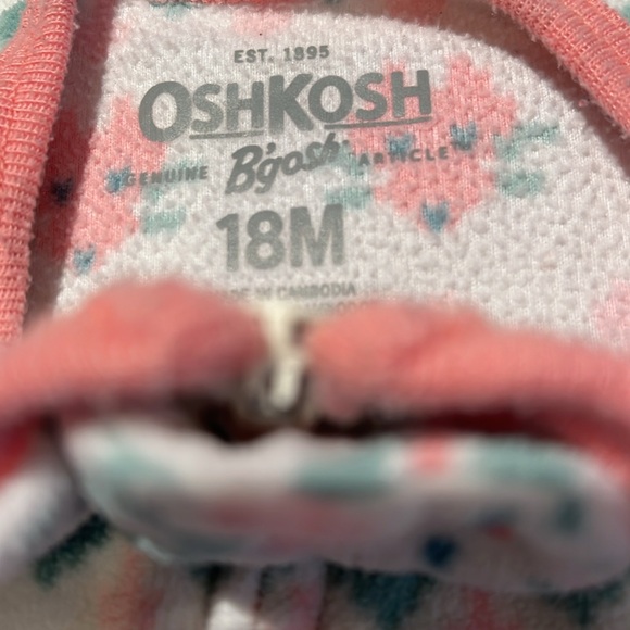 Oshkosh B’gosh Footed Onesie Sleeper - Picture 2 of 4